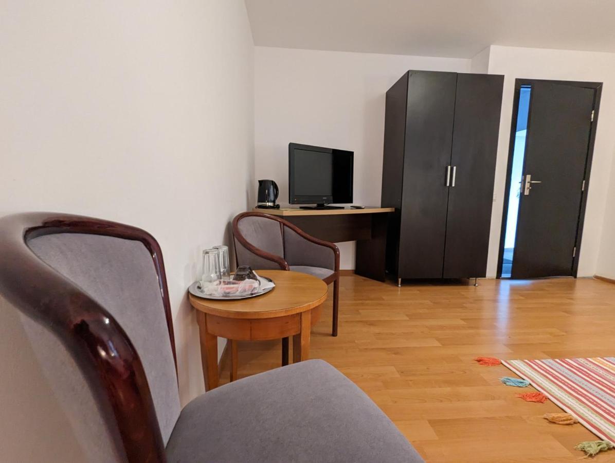 Key Apartments In Main Square Μπρασόβ Εξωτερικό φωτογραφία