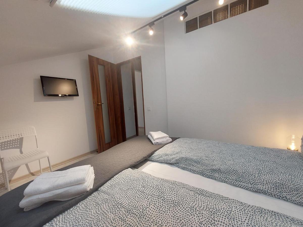 Key Apartments In Main Square Μπρασόβ Εξωτερικό φωτογραφία