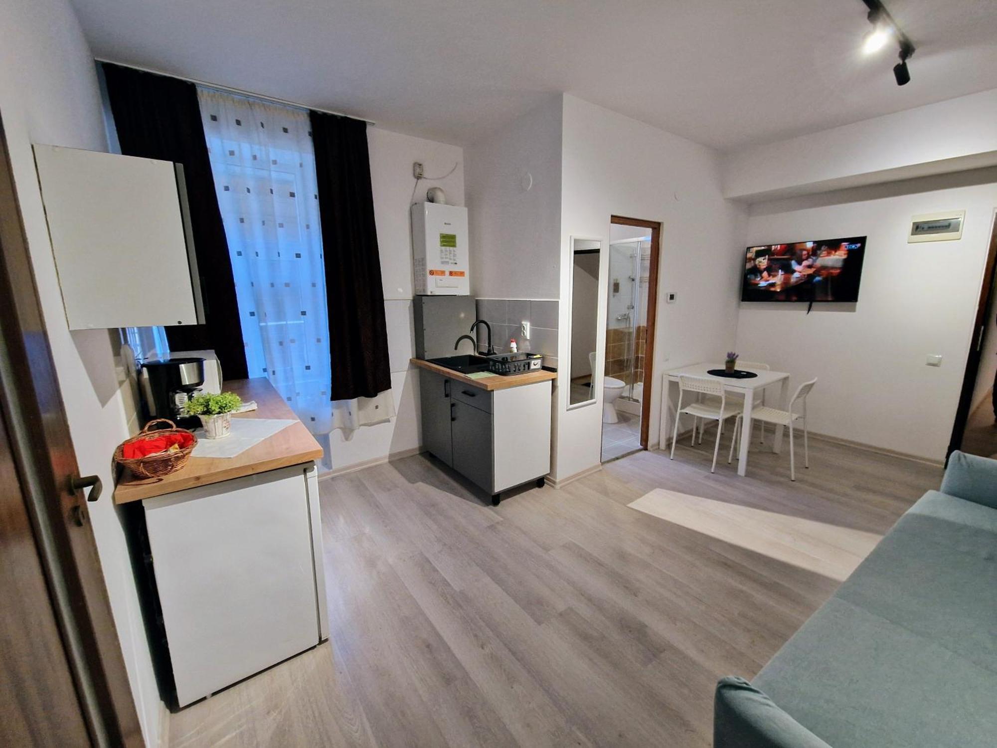 Key Apartments In Main Square Μπρασόβ Εξωτερικό φωτογραφία